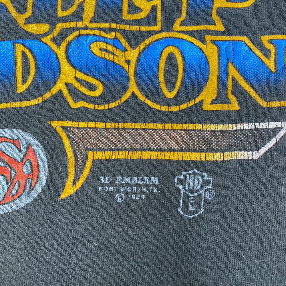 
                  
                    '89 3D Emblem - Harley Davidson Long-sleeve
                  
                